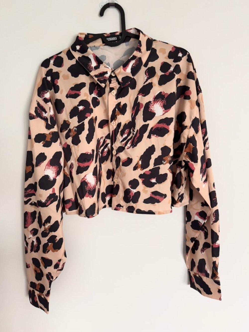 Missguided Leopard Print Cropped Button Down Shirt Size 8